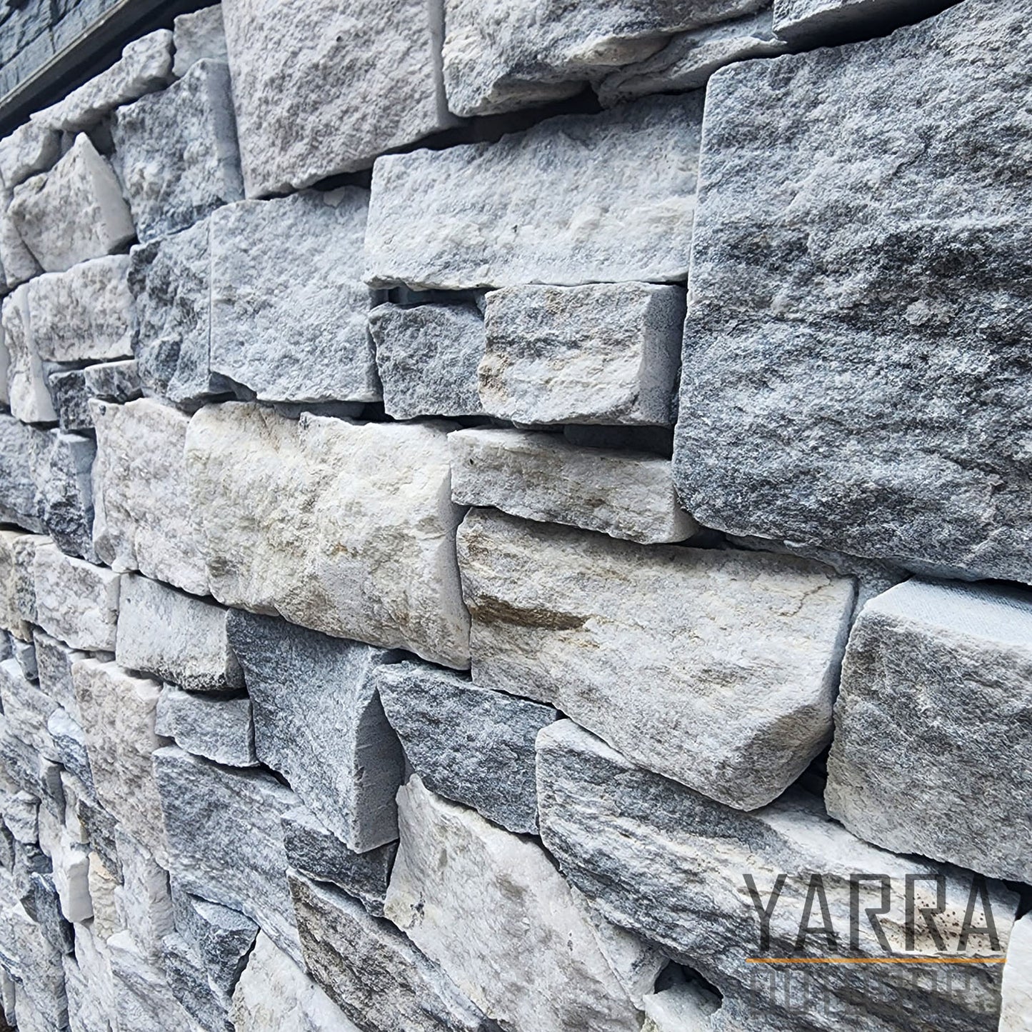 Cloudy White Ledge Stone