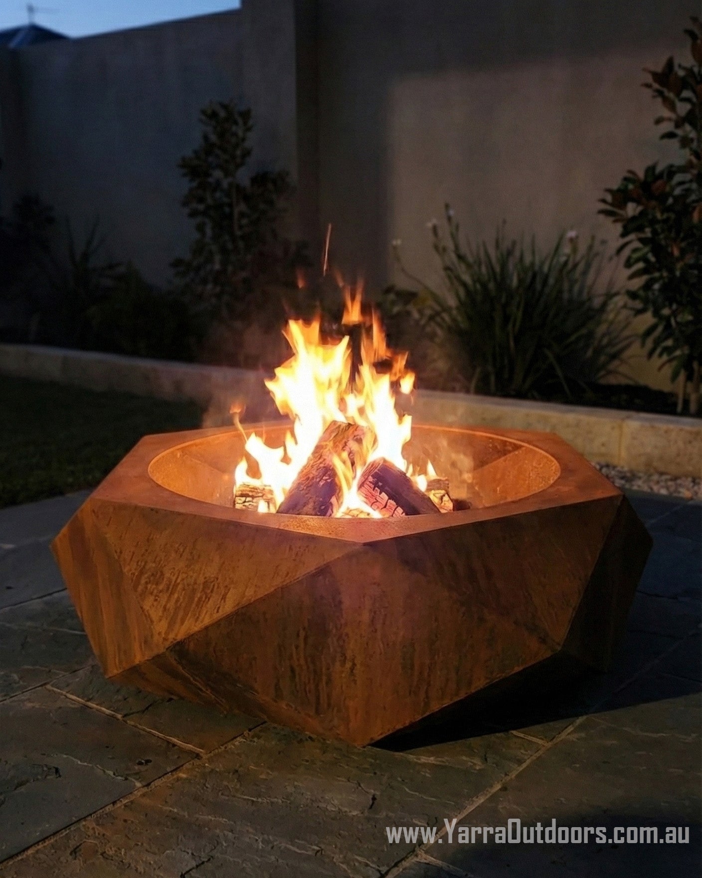 Geometric Firepit -930mm x 930mm x 350mm